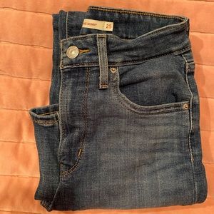 Levis 721 high rise jeans